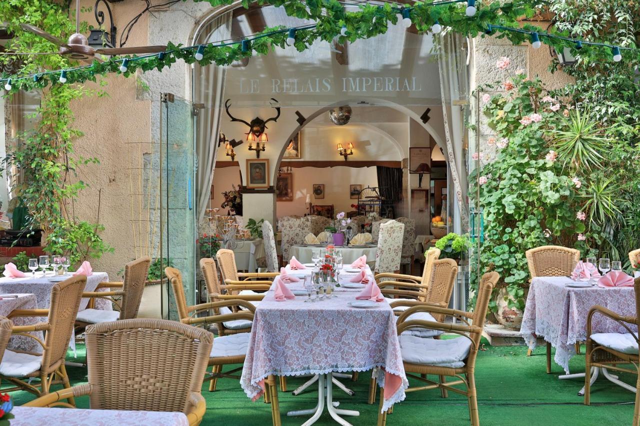 Logis Le Relais Imperial Hotel Saint-Vallier-de-Thiey Екстериор снимка