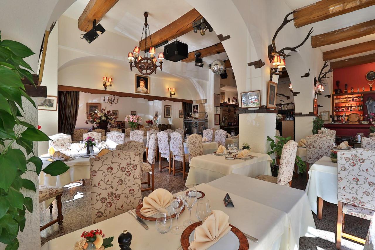Logis Le Relais Imperial Hotel Saint-Vallier-de-Thiey Екстериор снимка