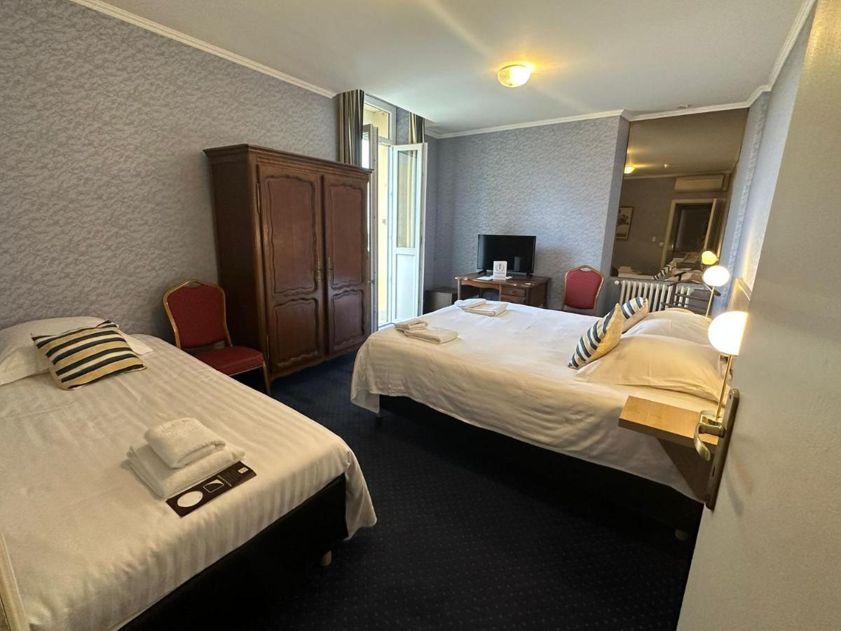 Logis Le Relais Imperial Hotel Saint-Vallier-de-Thiey Екстериор снимка