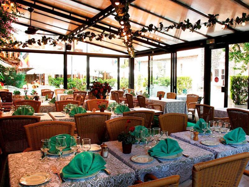 Logis Le Relais Imperial Hotel Saint-Vallier-de-Thiey Екстериор снимка